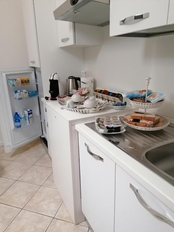 B&B Casa Gaia - 시르미오네 외부 사진